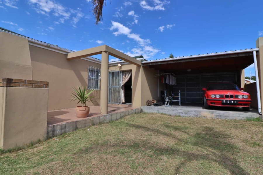 4 Bedroom Property for Sale in Parklands Western Cape